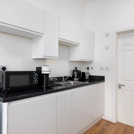 Appartamento Cozy Flat Londra Esterno foto